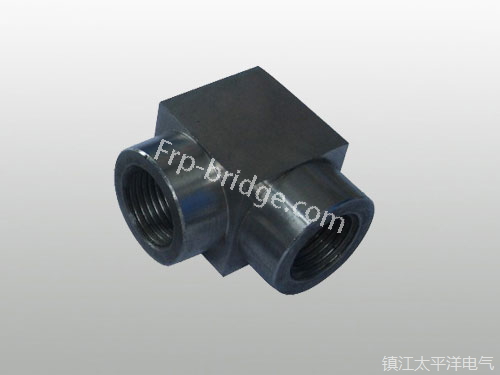 内(nei)螺紋彎通管接(jie)頭生産租賃廠(chang)家