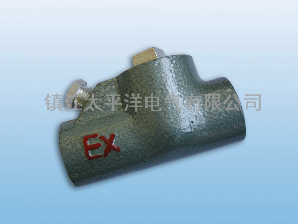 Sxd三通(tong)型隔離(li)密封接(jiē)頭